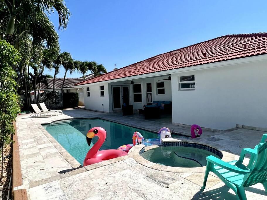Sunny Getaway: Relaxing Miami Home Tamiami Exterior photo